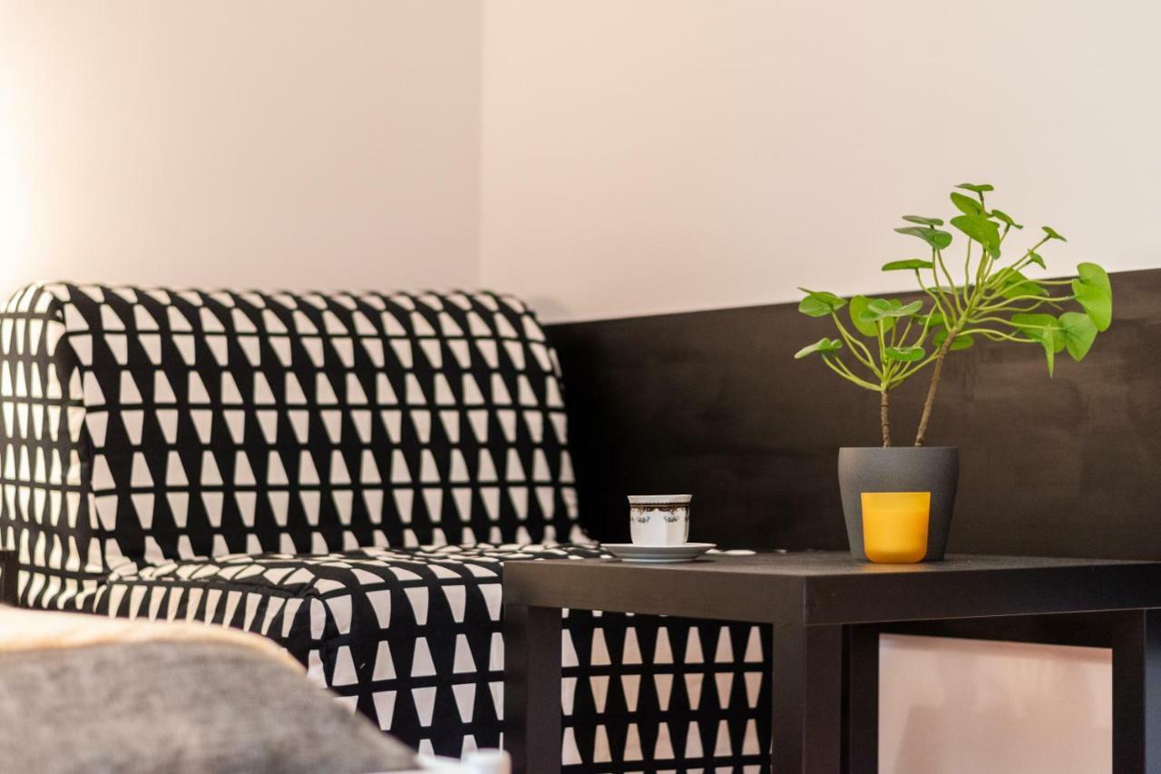 Apartments Wilcza 55 By Noclegi Renters Варшава Екстер'єр фото
